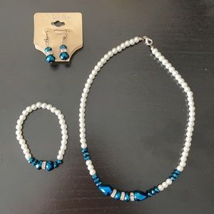 Three Piece Blue & Pearl Jewelry Set